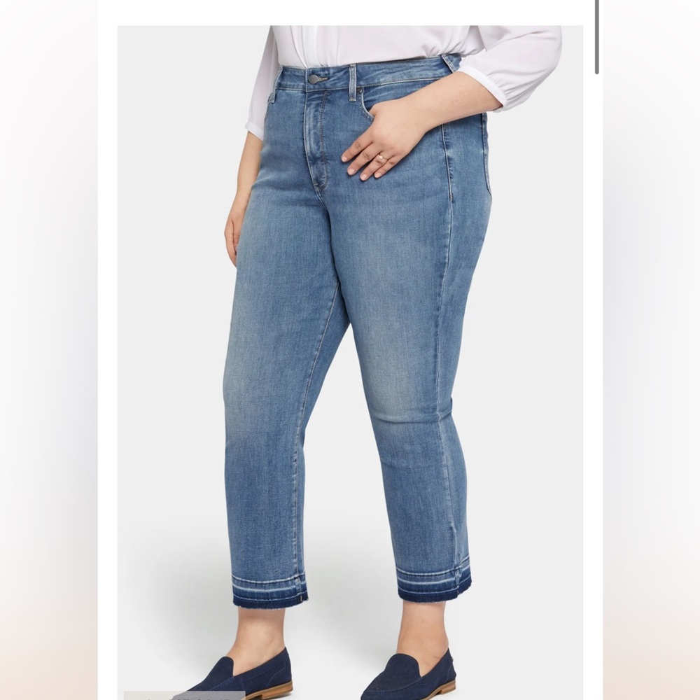 Marilyn Straight Ankle Jeans In Petite Plus Size 18W